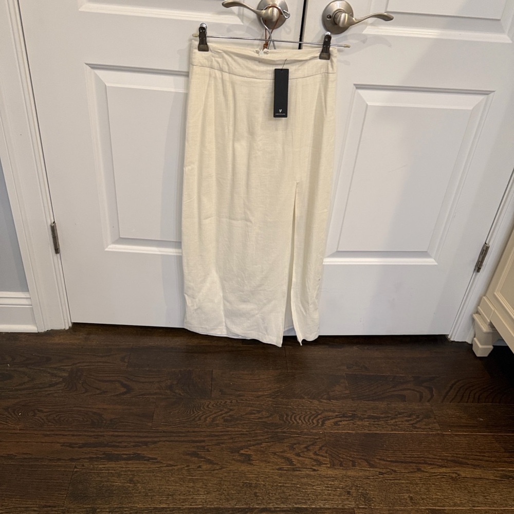 Lulu's White Midi Skirt with Side Slit - Picture 3 of 3